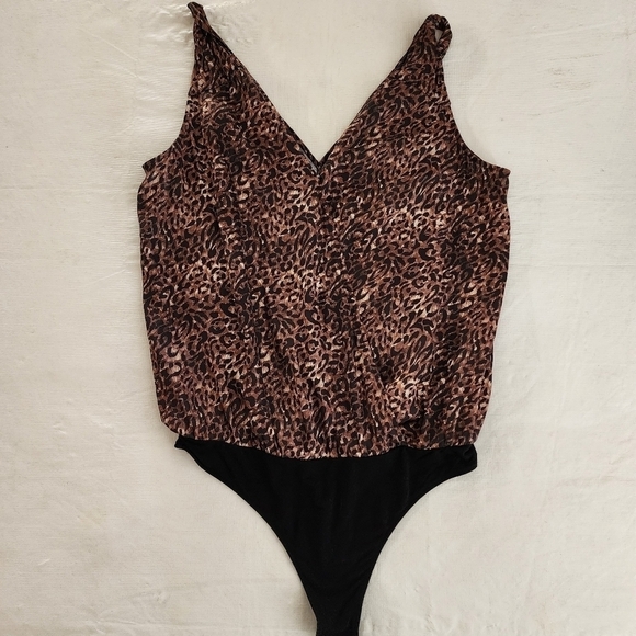 PAIGE Nadynne Animal Print Tank Bodysuit Size Small - Picture 9 of 13